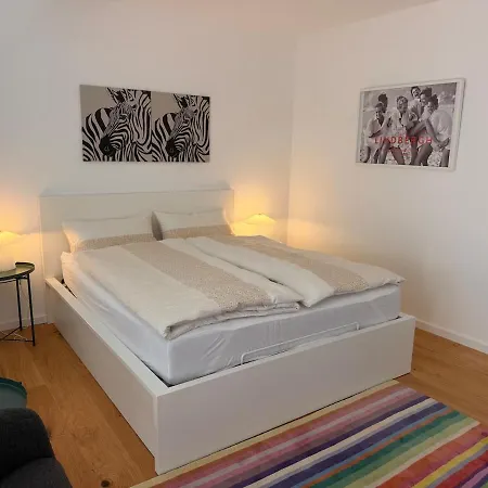 Servus - Wohnen & Zentral In Weiden Appartement *